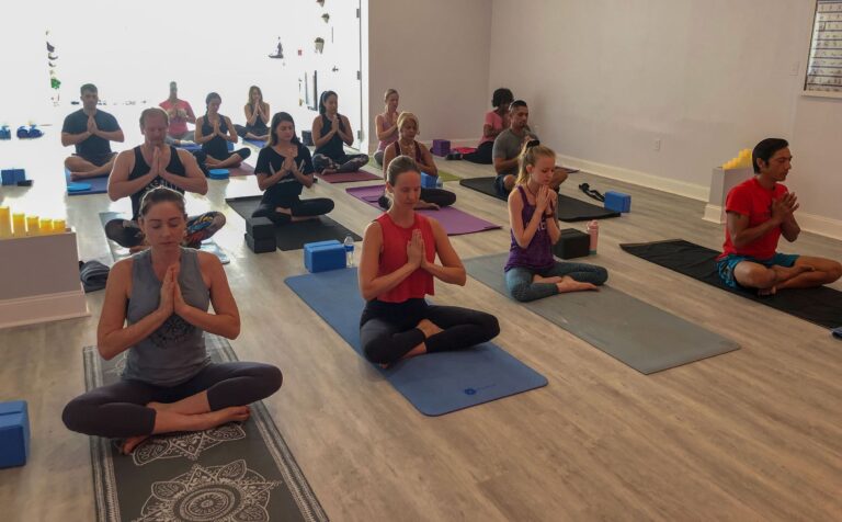 tapas yoga class 768x476